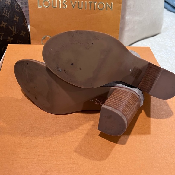 Jefrey Campbel lace up ankle boots - Picture 5 of 6